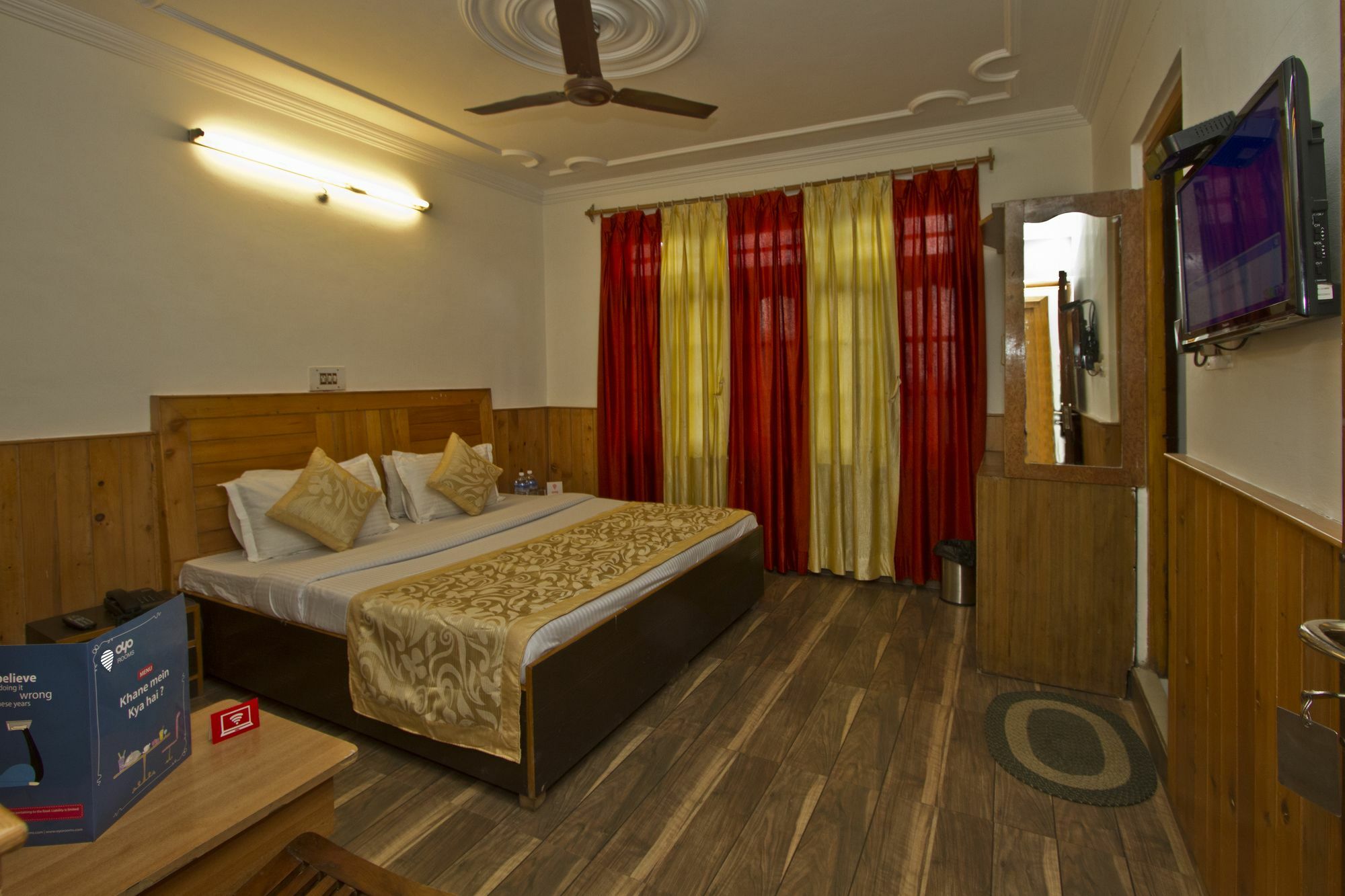 Oyo 4605 Hotel Aakarsh Dharamshala Extérieur photo